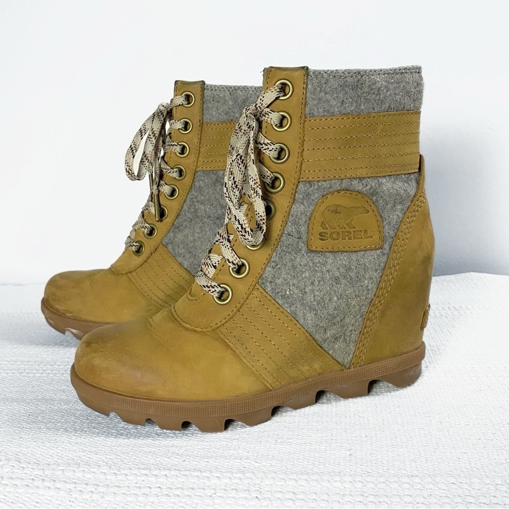 Sorel Lexie Wedge Weather Boots In Camel Brown Womens Size 6